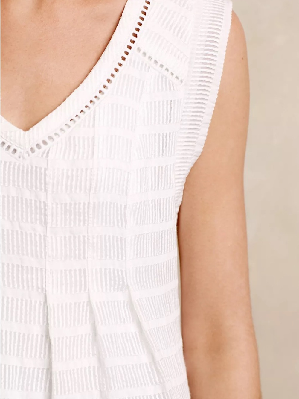 Maeve Lace Ladder cami top from Anthropologie, Size 4 - Picture 2 of 14